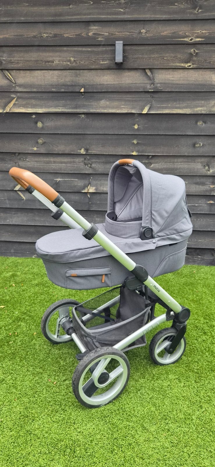 Mutsy Nio kinderwagen met reiswieg en zitje, Ophalen, Gebruikt, Combiwagen, Mutsy