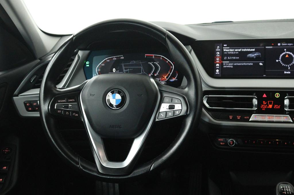 BMW 1-serie 118i Business Edition (NAVIGATIE, PARKEERSENSORE, Gebruikt, Origineel Nederlands, Bedrijf, Handgeschakeld