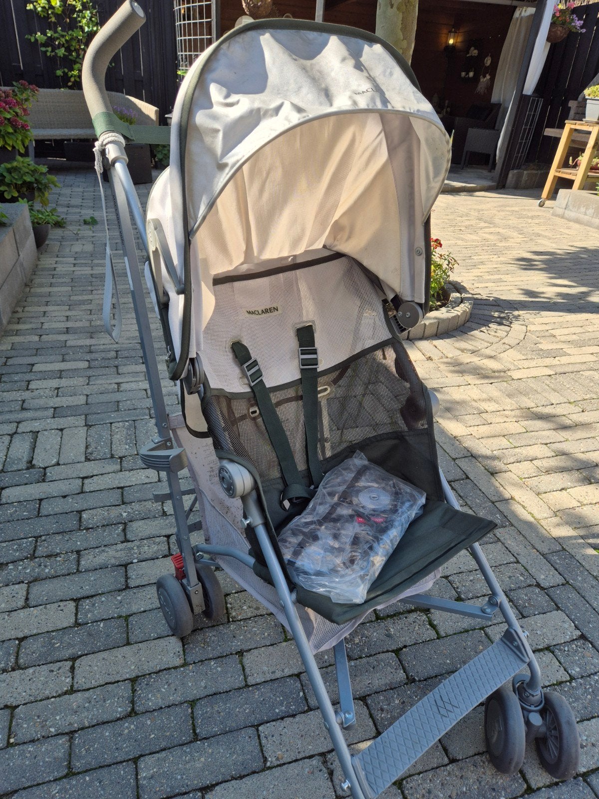 Maclaren buggy met zonnekap , geen verstelbare6rugleuning, Kinderen en Baby's, Buggy's, Ophalen, Gebruikt, Maclaren, Verstelbare rugleuning