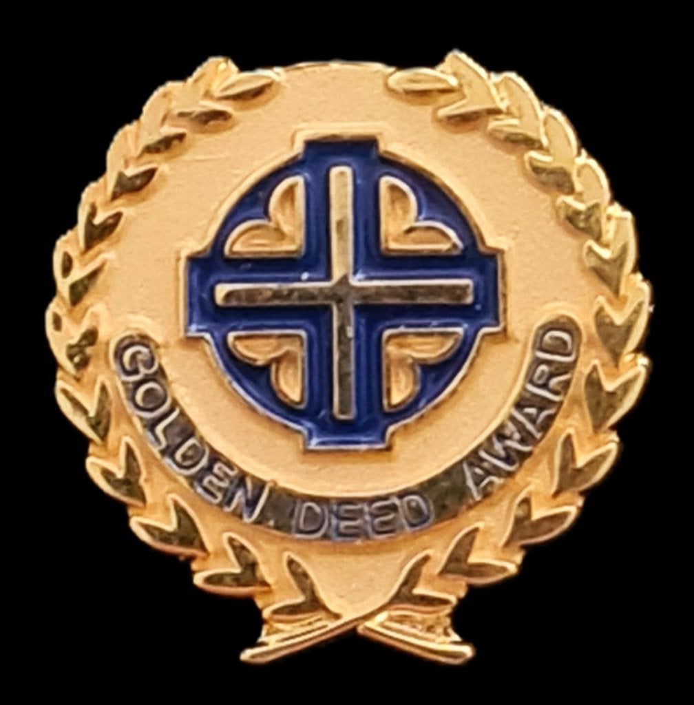 Golden Deed Award pin, Verzenden, Nieuw, Overige onderwerpen, Speldje of Pin