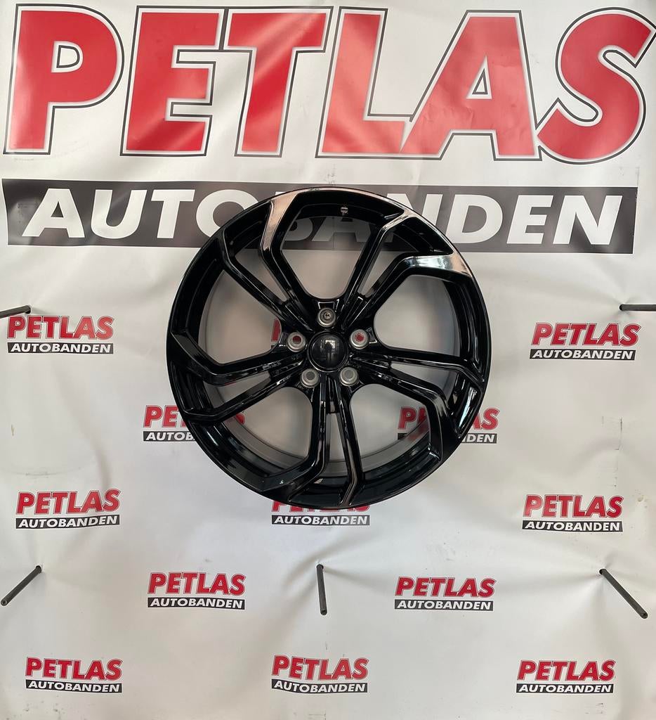 Volkswagen golf gti tcr reifnitz look 18 19 inch velgen troc, Ophalen of Verzenden, 18 inch, Band(en)