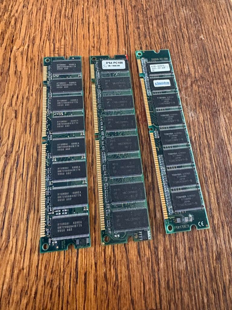 3x 64MB PC100 geheugenmodule, Computers en Software, RAM geheugen, Overige soorten, Ophalen of Verzenden, Desktop, Gebruikt
