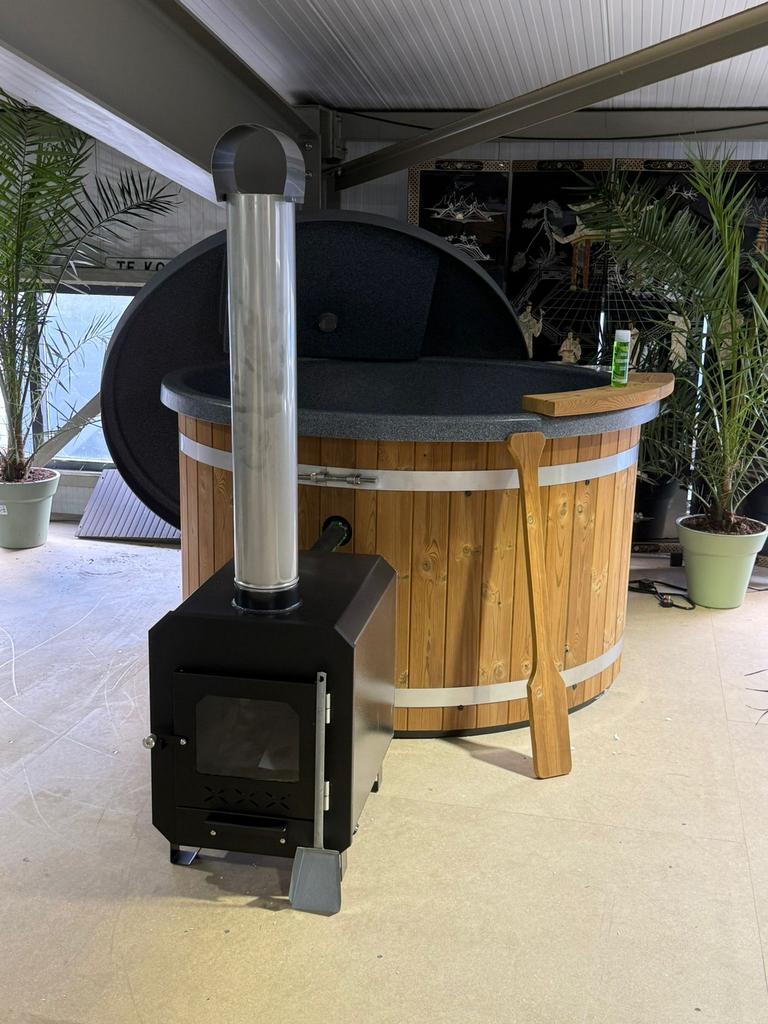 Nieuwe hottub hollandse kwaliteit incl kachel, Tuin en Terras, Zwembad-toebehoren, Info@SpaBoer.nl, Traan 5 9351 VM, SpaBoer.nl