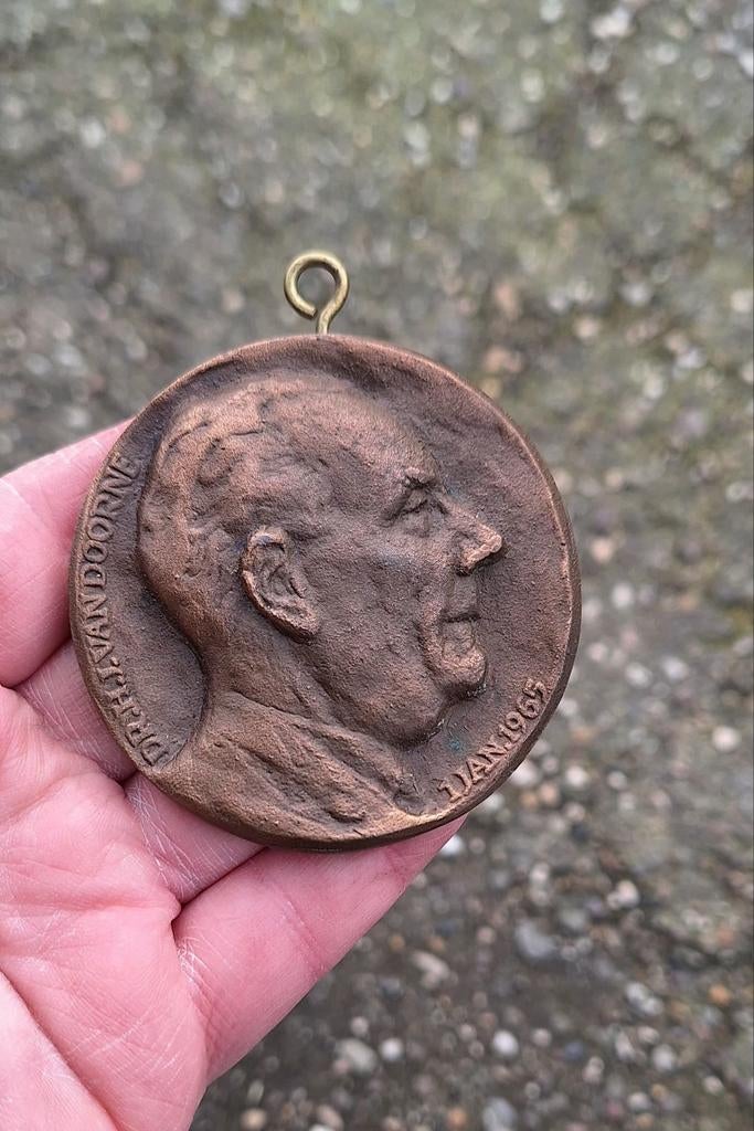 Bronzen penning Dr. H.J. van Doorne DAF 1965, Antiek en Kunst, Ophalen of Verzenden, Brons