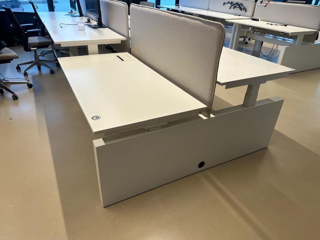 Voortman Elektrische zit-sta duo-bureau 160x80, 12 stuks, Huis en Inrichting, Bureaus, Verzenden, In hoogte verstelbaar, Gebruikt