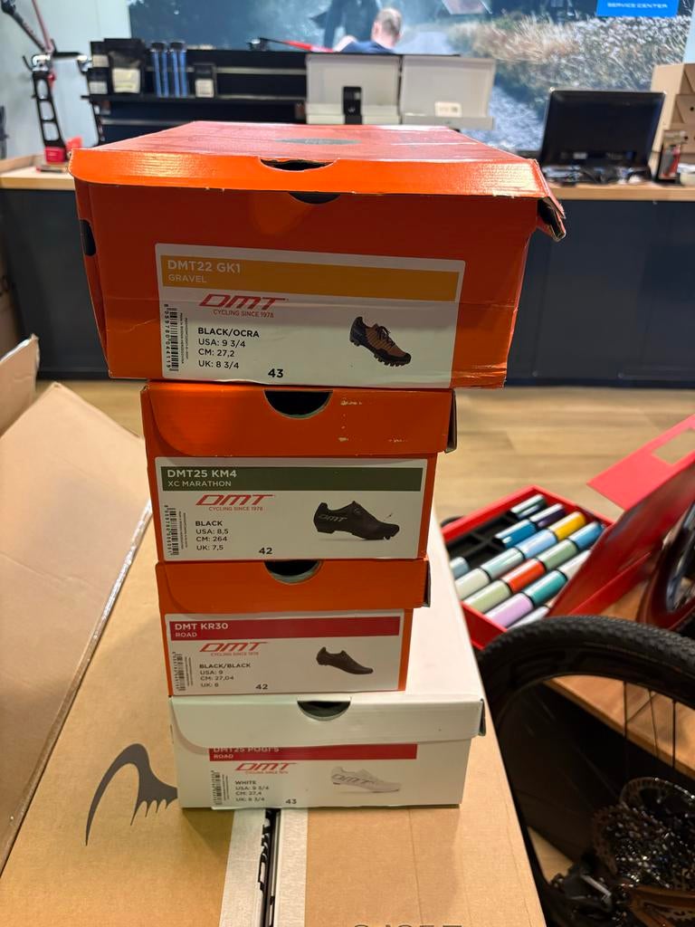 DMT Fietsschoenen - GK1, KM4, KR30, Heren, Schoenen, Nieuw, Overige maten