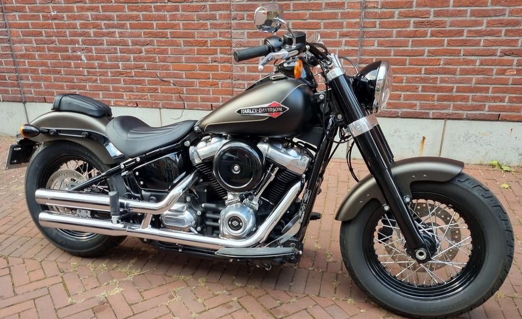 Foto 2 van HARLEY-DAVIDSON Softail Slim FLSL Bj. 2021 (bj 2021)