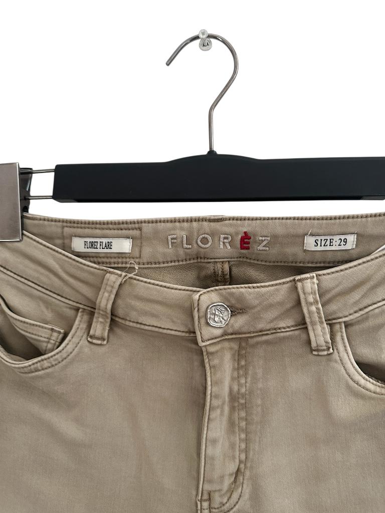 Florez spijkerbroek 29, Kleding | Dames, Spijkerbroeken en Jeans, Blauw, Ophalen of Verzenden, Zo goed als nieuw, W28 - W29 (confectie 36)