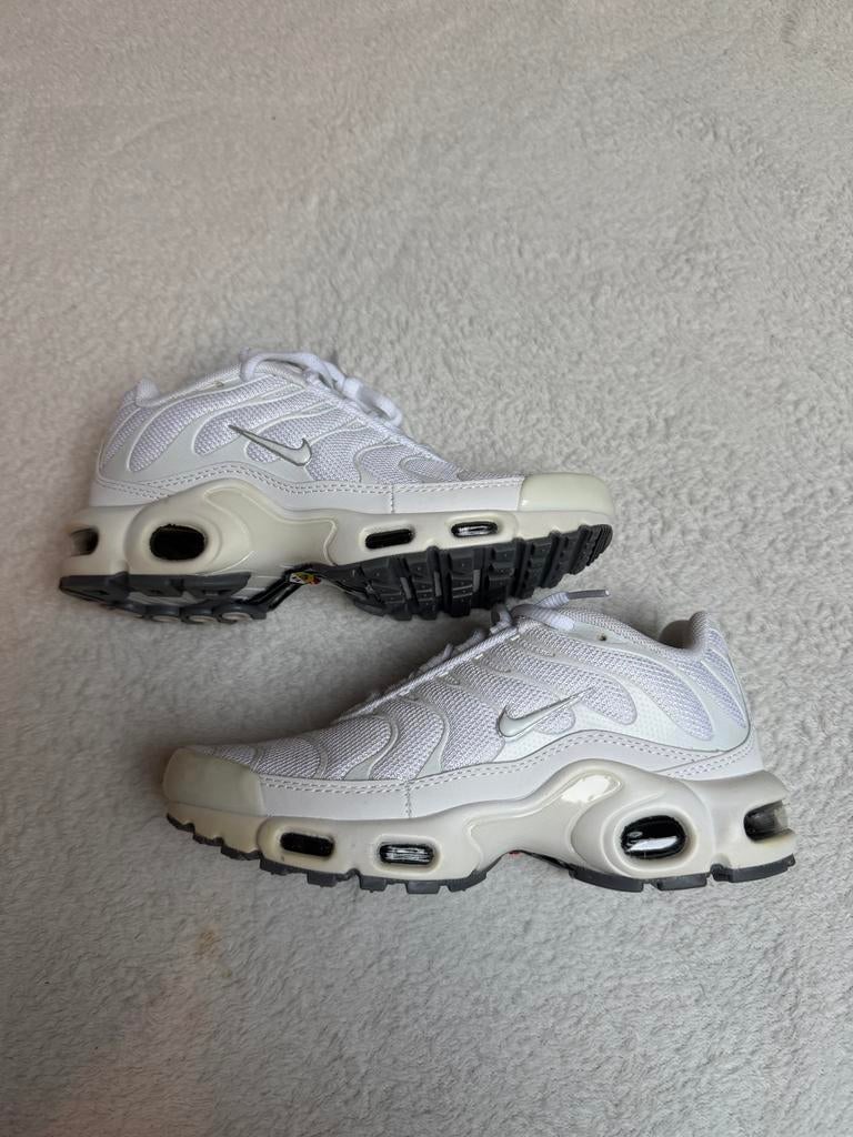 Nieuwe Nike TN Schoenen Dames, Kleding | Dames, Schoenen, Wit, Nieuw, Ophalen of Verzenden, Sneakers of Gympen