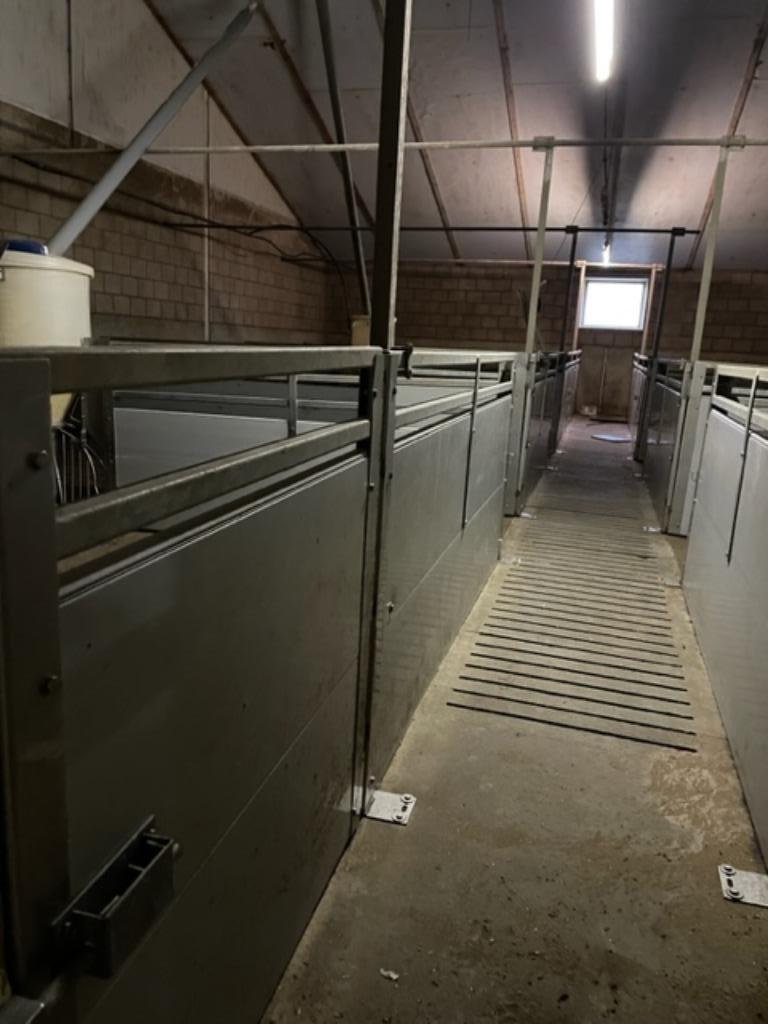 Voerinstallatie en hokinrichting, Ophalen, Akkerbouw, Stalinrichting