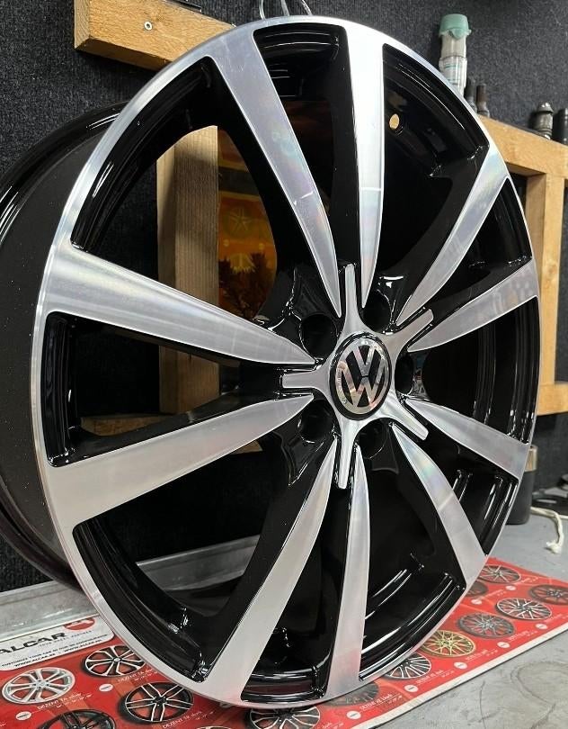 17 Inch Vw Polo Velgen 5x100, Auto-onderdelen, Banden en Velgen, Velg(en), Zomerbanden, 17 inch, 215 mm, Personenwagen, Nieuw