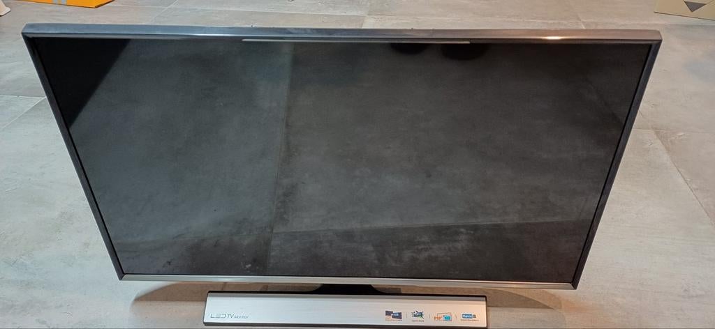 Zeer Goede LCD TV  monitor voor PC, Ophalen, 50 Hz, Zo goed als nieuw, Samsung
