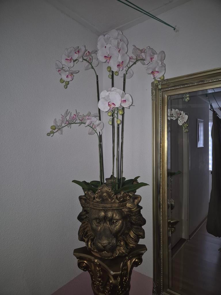 Sierpot Leeuw met Zijde Orchideeën, Ophalen, Zo goed als nieuw, Binnen