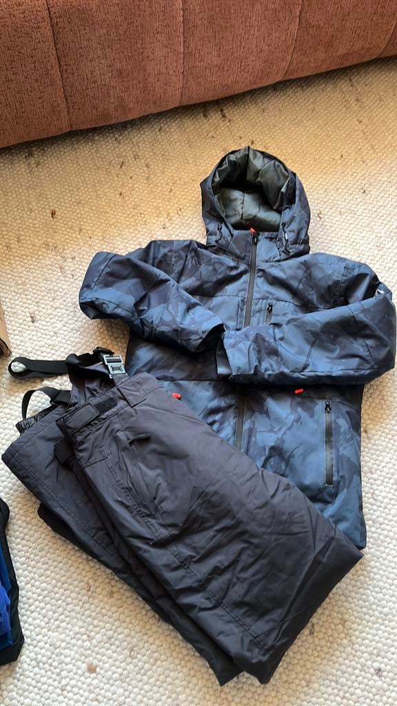 Skipak maat 164, Sport en Fitness, Skiën en Langlaufen, Overige merken, 160 tot 180 cm, Ophalen of Verzenden, Zo goed als nieuw