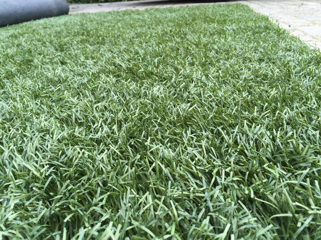16m2 Kunstgras. 4cm Hoog! (4m x 4m) €80,-, Tuin en Terras, Gras en Kunstgras, Kunstgras, Gebruikt, Ophalen of Verzenden, 10 tot 20 m²