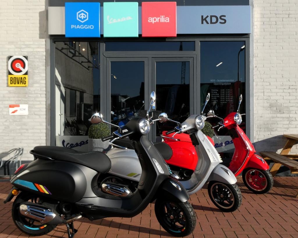 Vespa Primavera 45km Iget E5 KORTING!, Fietsen en Brommers, Scooters | Vespa, Ophalen, Piaggio & C. SpA, Overige modellen, Info@piaggio.com