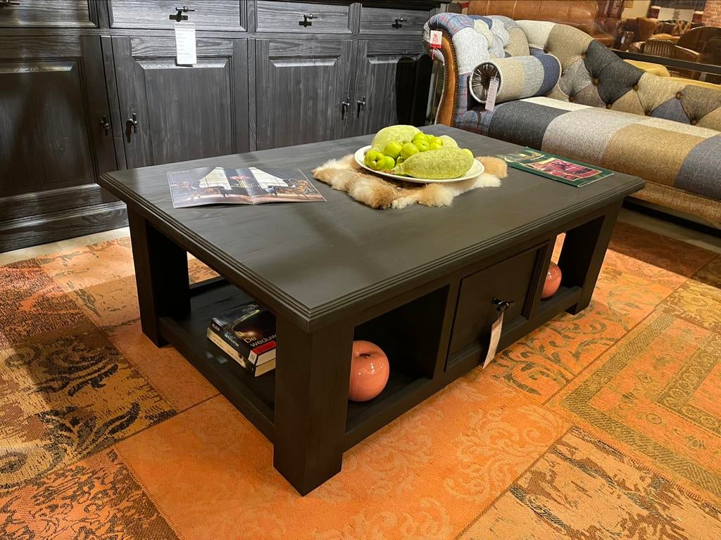 Zwarte Massief Grenen Salontafel Hout industriële look, Huis en Inrichting, Tafels | Salontafels, 100 tot 150 cm, Nieuw, Minder dan 50 cm