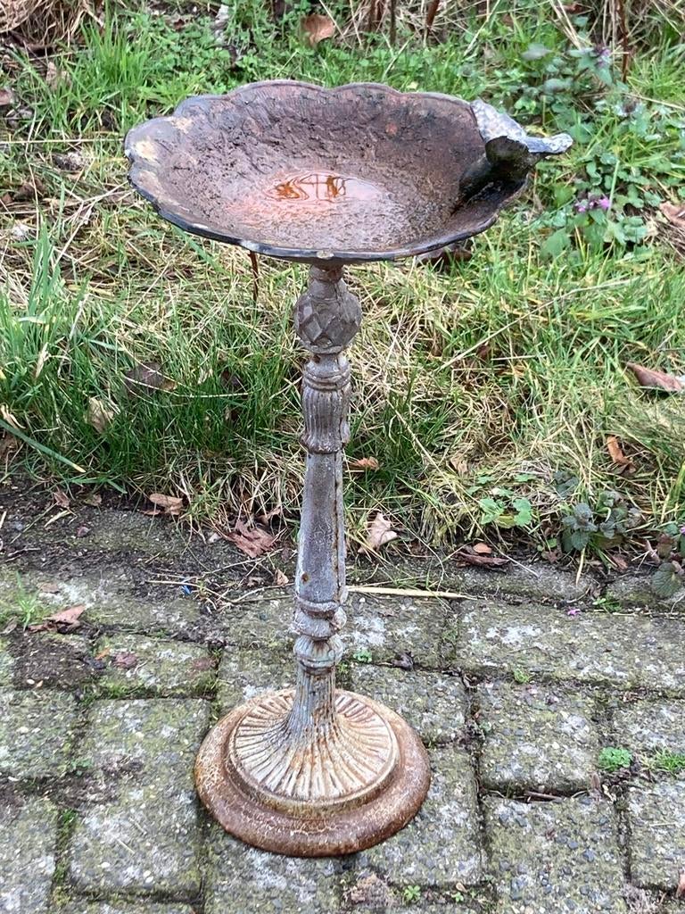 Gietijzeren vogelbadje, staand (130226c), Tuin en Terras, Vogelhuisjes en Vogelbaden, Ophalen of Verzenden, Zo goed als nieuw