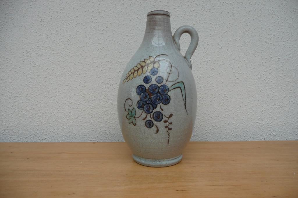 Schenkkannetje (aardewerk) van AMHA (704), Ophalen of Verzenden