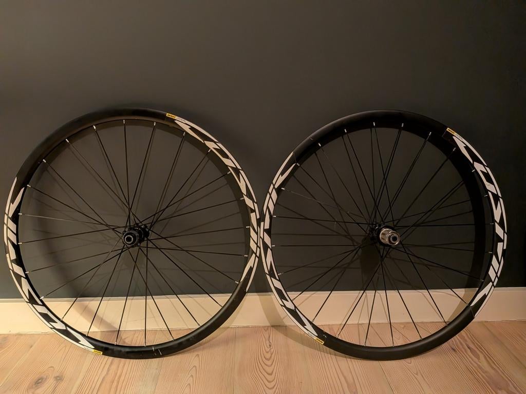 Mavic Cosmic wielset met  body, Ophalen of Verzenden, Gebruikt, Wiel, Mavic