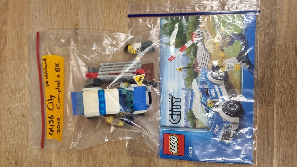 Lego City 4436 Politieauto met Spoorwegovergang, Kinderen en Baby's, Speelgoed | Duplo en Lego, Ophalen of Verzenden, Gebruikt