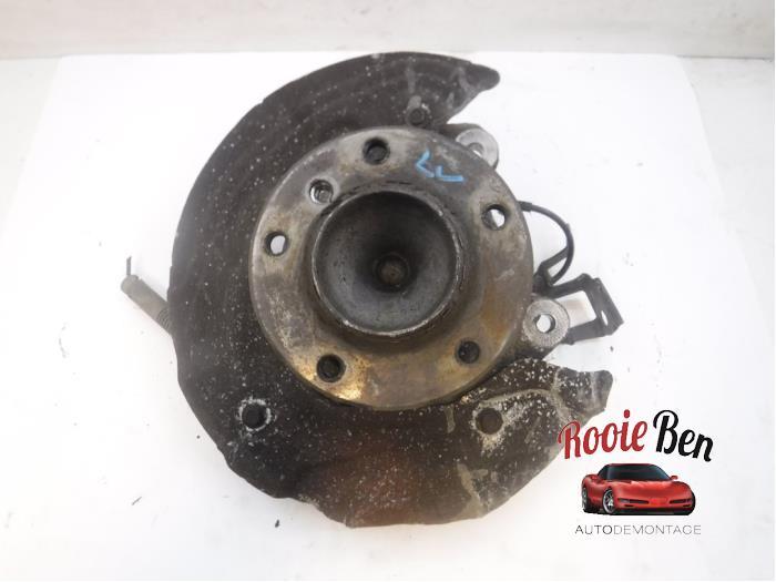 Fusee links-voor van een BMW 3-Serie, Gebruikt, -, -, Ophalen of Verzenden
