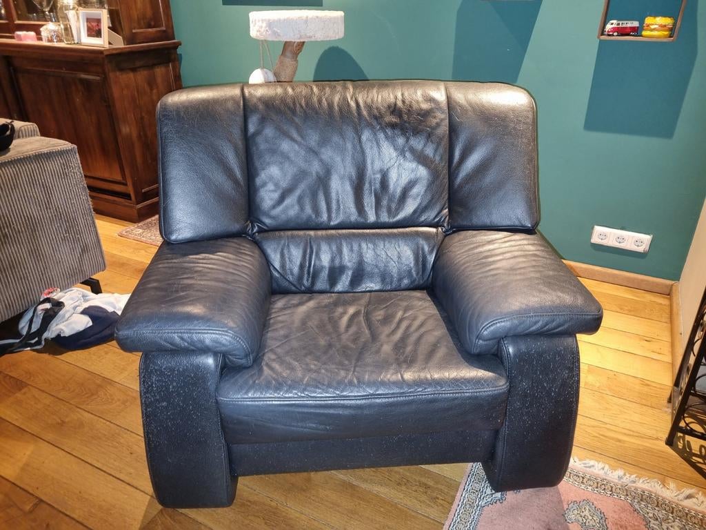 Brede leren stoel, Huis en Inrichting, Fauteuils, Gebruikt, Leer, 100 tot 125 cm, 75 tot 100 cm, Ophalen