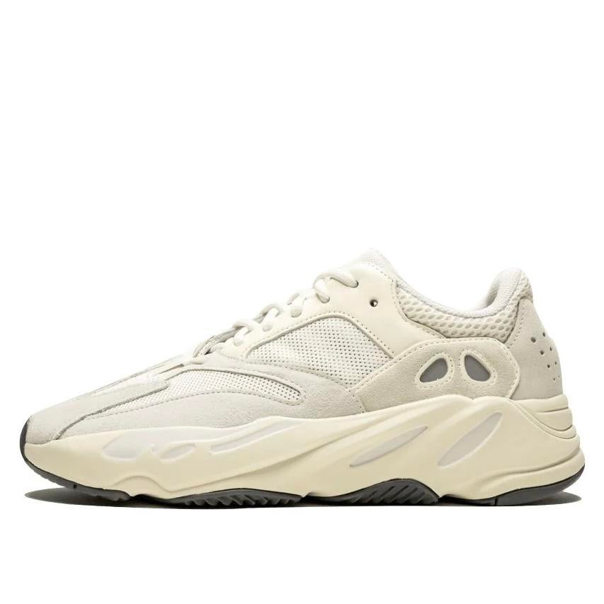 Yeezy Boost 700 V1 “Analog” 37 1/3, Ophalen of Verzenden, Zo goed als nieuw, Overige kleuren