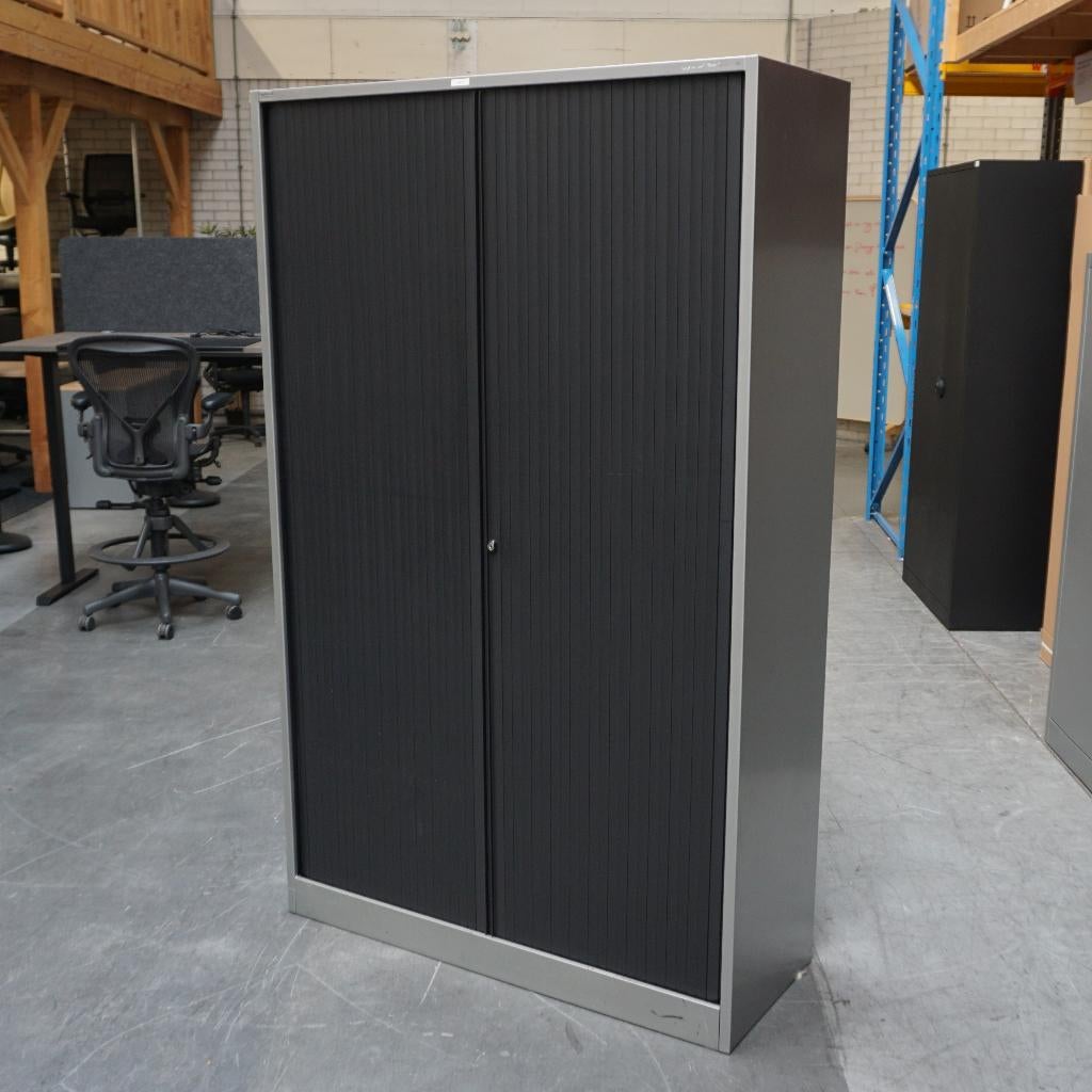 Ahrend Roldeurkasten| 195x120x45 cm Zilvergrijs/Zwart, 100 tot 150 cm, -, -, Ophalen of Verzenden