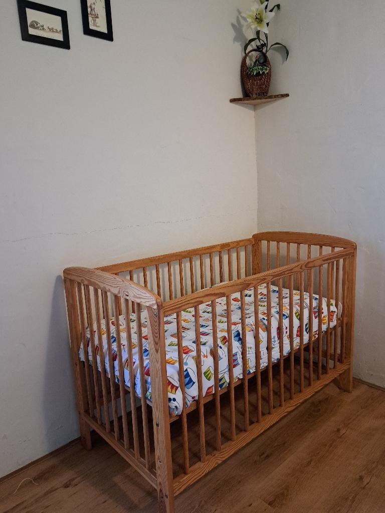 spijlen baby bed, Ophalen, Zo goed als nieuw, Minder dan 140 cm, Matras
