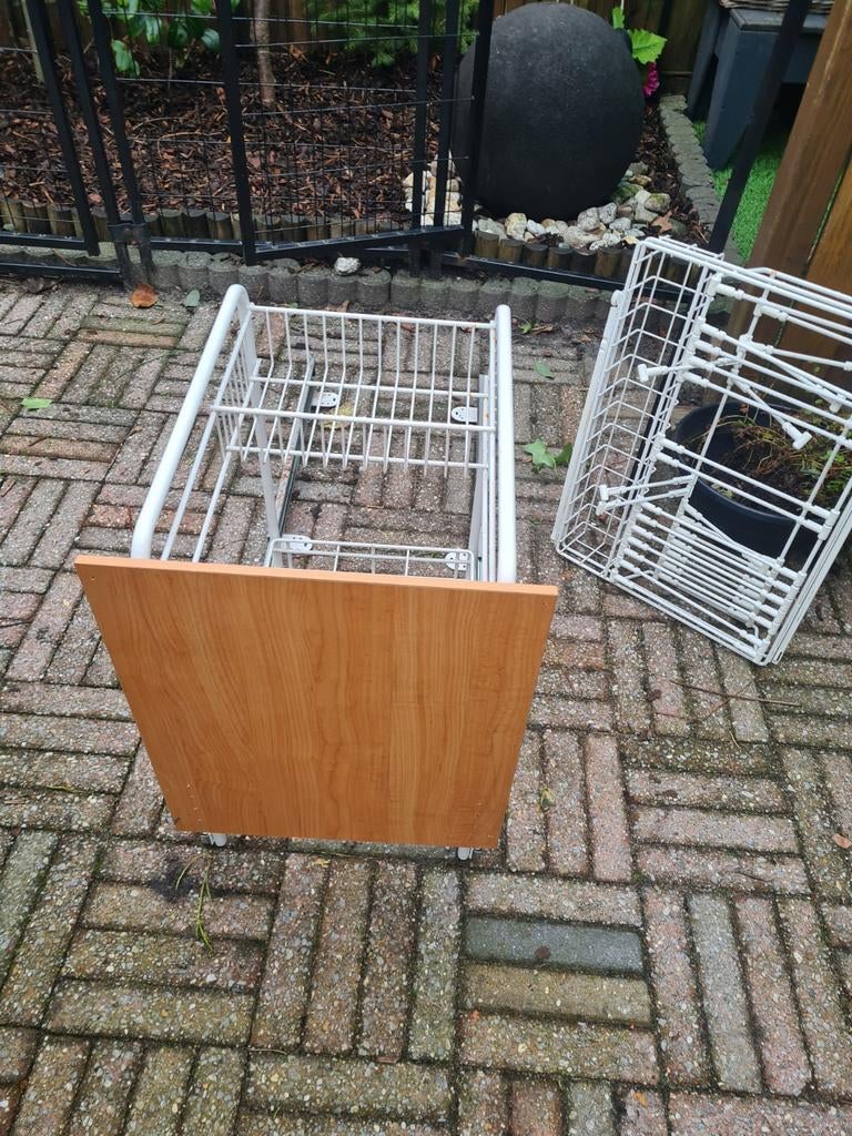 Caravan uittrekbaar kastje, Caravans en Kamperen, Caravan accessoires, Ophalen of Verzenden, Gebruikt