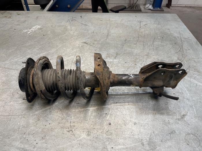 Schokdemperpoot rechts-voor van een Subaru Forester, Subaru, Gebruikt, -, -