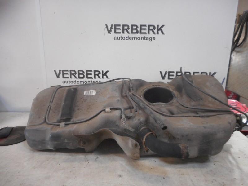 Tank Opel Tigra Twin Top (2004-06/2010-12) 9129775, Gebruikt, Bahnhofsplatz, Rüsselsheim am Main 65423, , Duitsland, Opel, Opel Automobile GmbH