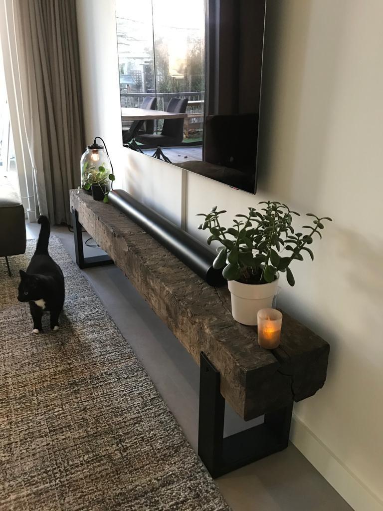 Stoer TV meubel, Onbehandelde Spoorbiels met matzwart staal