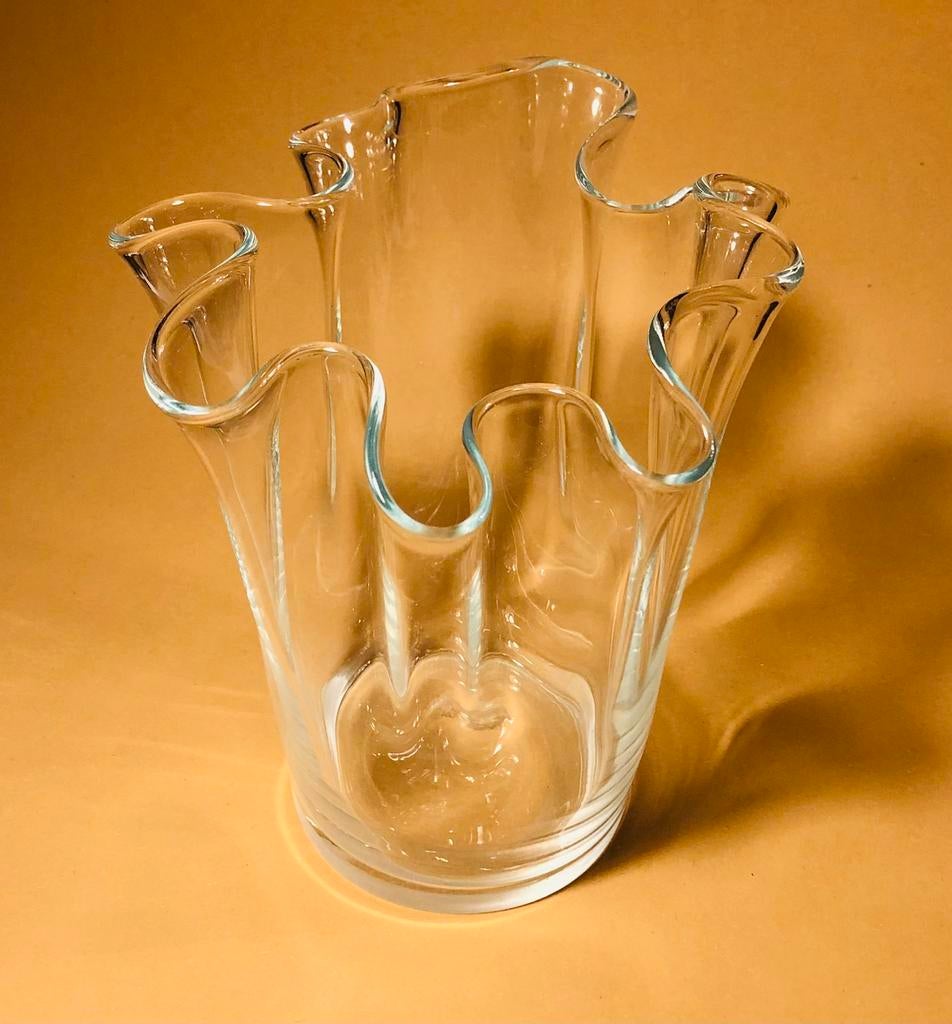 Kleine waaiervaas, zakdoekvaas van transparant glas, Ophalen of Verzenden, Zo goed als nieuw, Overige typen