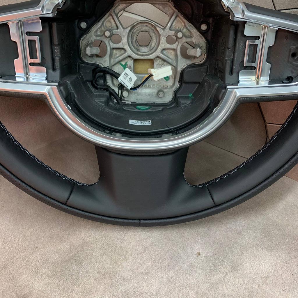 Stuurwiel Stuur Volvo XC90 XC60 V60 V90 S60 LEER Verwarming, Auto-onderdelen, Besturing, Nieuw, Ophalen of Verzenden, Volvo