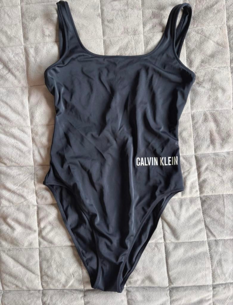 Calvin Klein badpak, zwart, Ophalen of Verzenden, Zo goed als nieuw, Zwart, Sneakers of Gympen