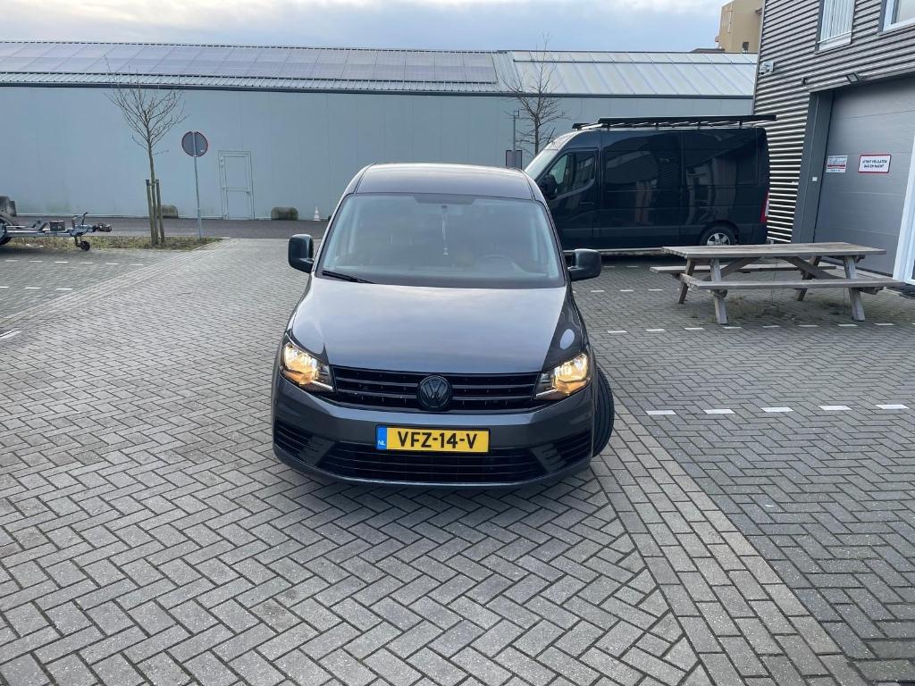 Volkswagen Caddy Maxi 2.0 TDI L2h 175pk 2020 prijs excl BTW, Auto's, Voorwielaandrijving, 730 kg, 74 pk, Zwart