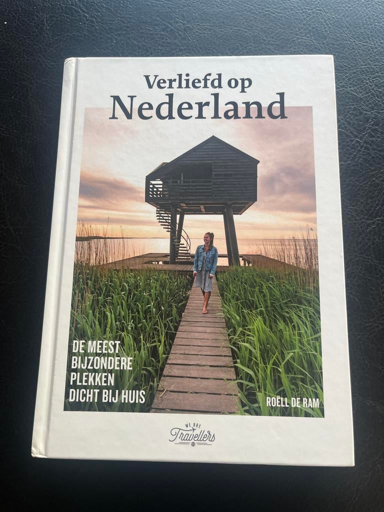 Verliefd op Nederland - Reisgids, Boeken, Reisgidsen, Overige merken, Ophalen of Verzenden, Zo goed als nieuw, Reisgids of -boek