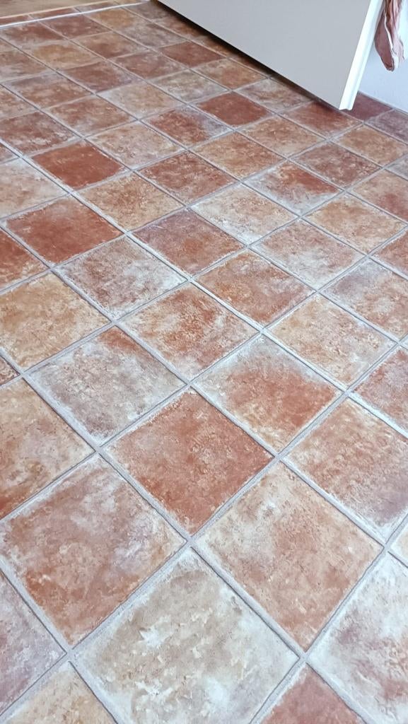 Restpartij vinyl vloer tegelpatroon terracotta, Overige materialen, 30 cm of meer, Overige typen, Nieuw