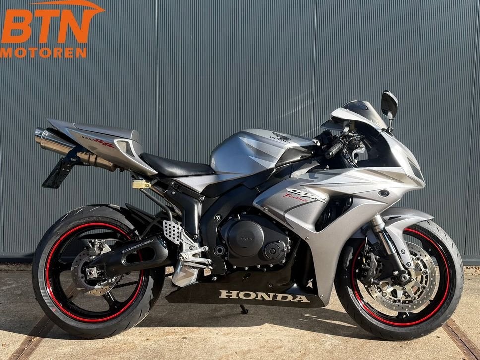 Honda CBR 1000 RR Fireblade (bj 2006) Scorpion SC57 CBR1000, Motoren, HONDA, 4 cilinders, Motorrijbewijs A, Bedrijf