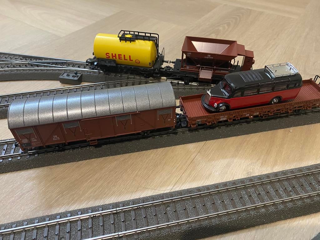 4 marklin wagons uit startset 29855, Wisselstroom, Wagon, Ophalen of Verzenden, Zo goed als nieuw