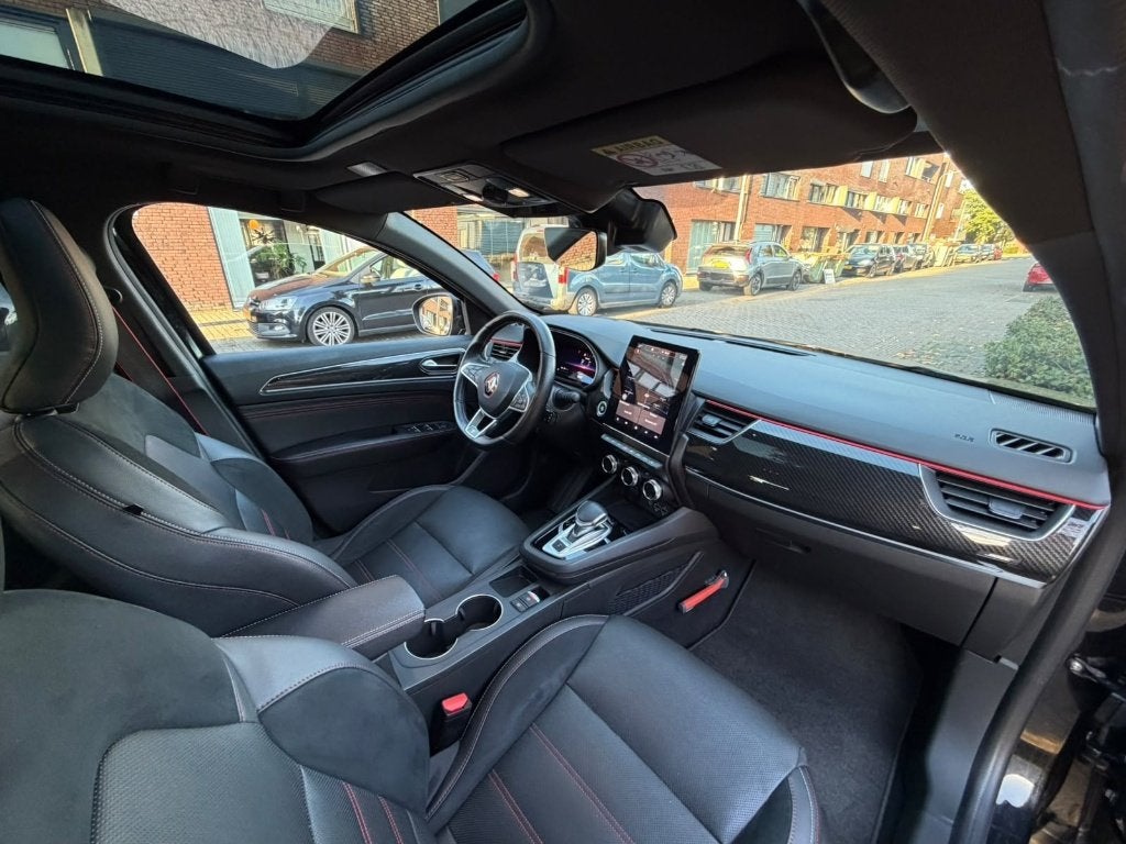 Foto 8 van Renault Arkana E-Tech Hybrid R.S. Line | Zwart | 73.000km