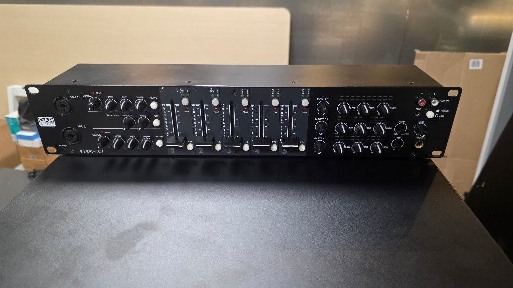 DAP IMIX-7.1 rackmixer, Muziek en Instrumenten, Mengpanelen, Ophalen, Zo goed als nieuw, 5 tot 10 kanalen, Microfooningang