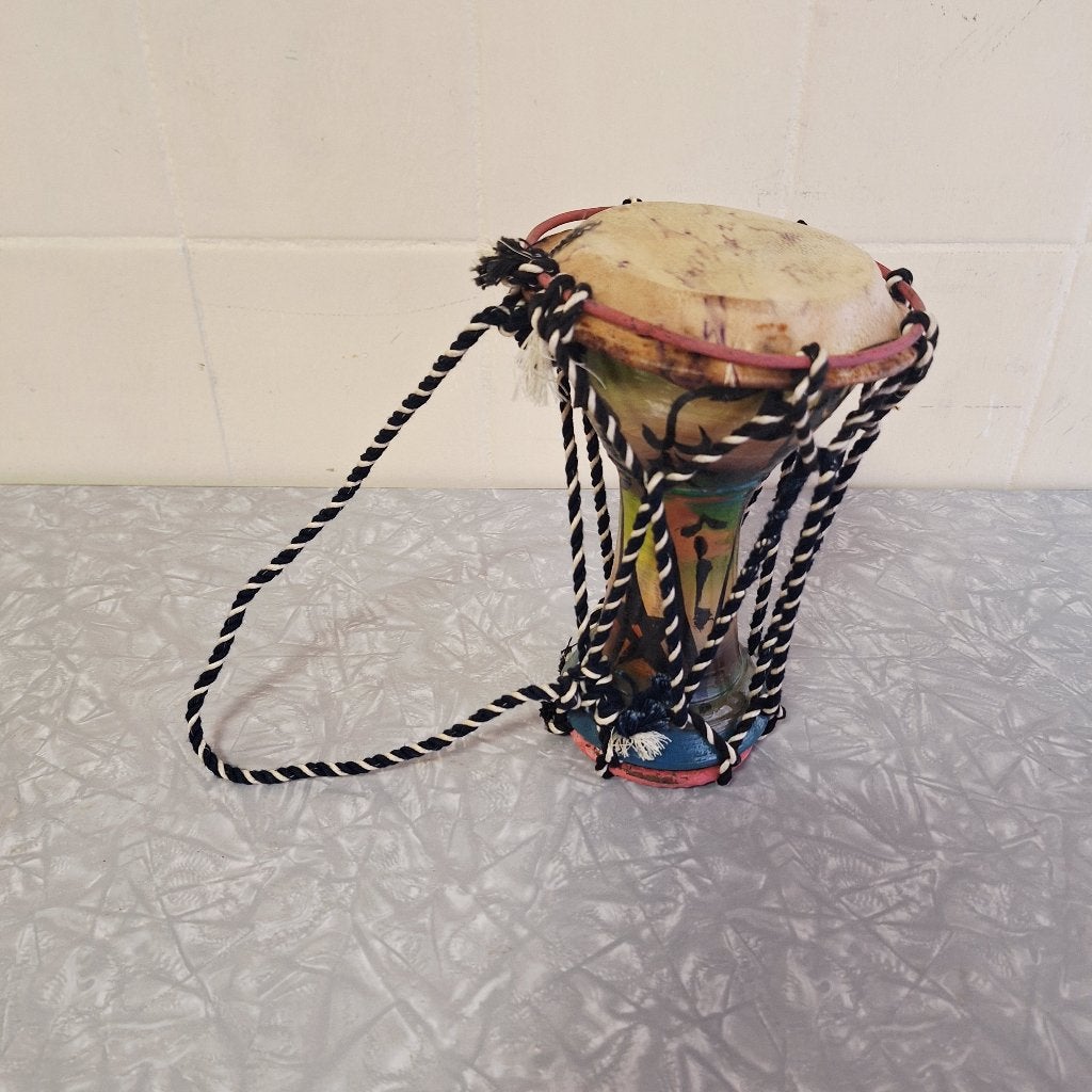 Kleine Afrikaanse Djembe / Trommel van Keramiek, Gebruikt, -, -, Ophalen of Verzenden