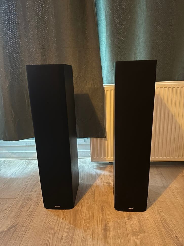 Zwarte Bowers & Wilkins DM603 S3