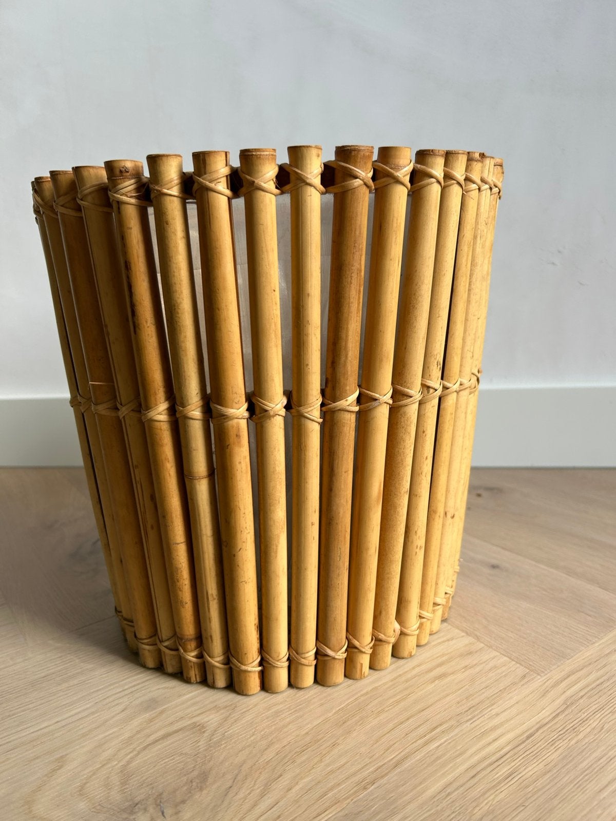 Franse bamboe brocante plantenmand, Ophalen of Verzenden