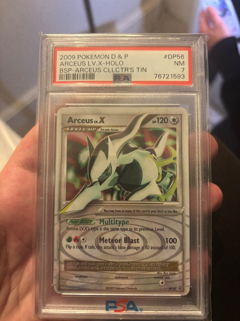 2009 Pokémon Arceus LV.X Holo PSA 7 NM - Collector's Tin, Ophalen, Zo goed als nieuw, Losse kaart, Foil