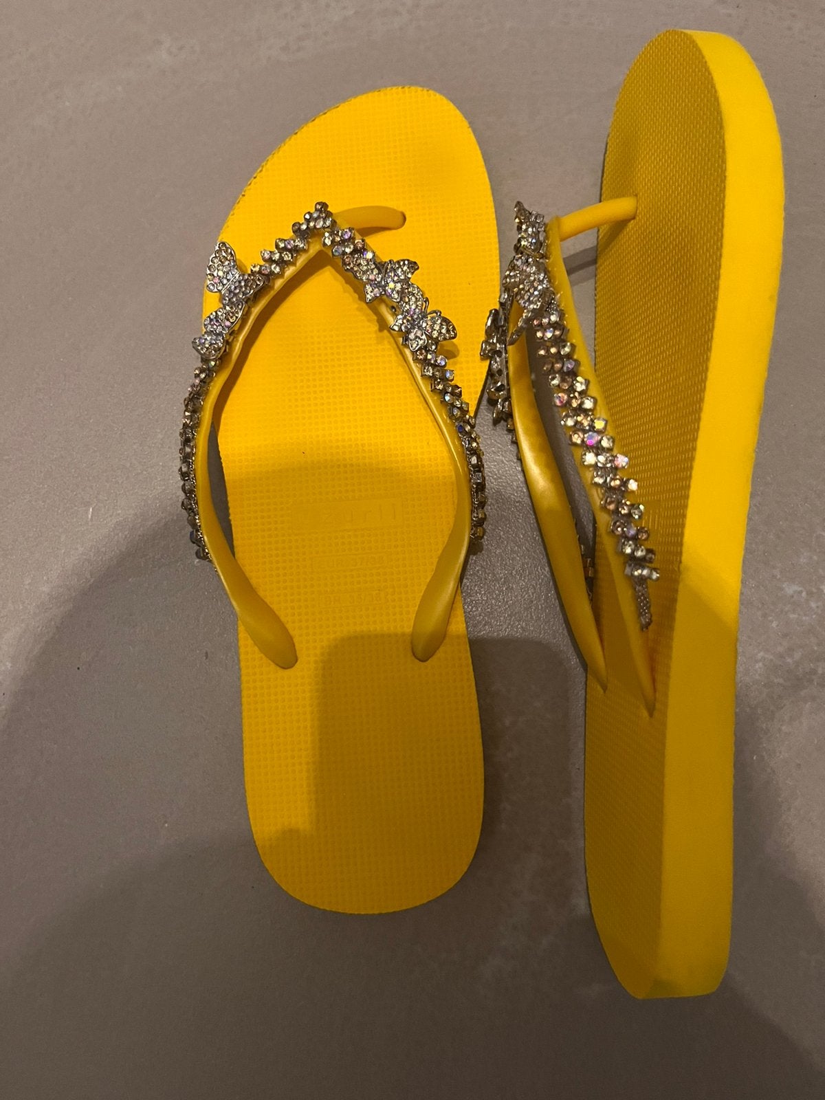 Uzurii slippers, Slippers, Geel, Ophalen of Verzenden, Gedragen