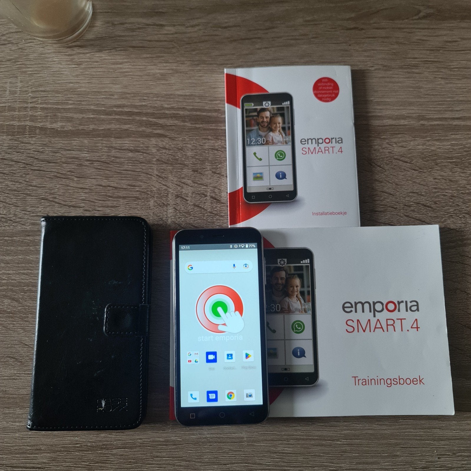 Emporia Smart 4 Senioren Smartphone met hoesje, Gebruikt, Overige modellen, Ophalen of Verzenden, Zonder simlock